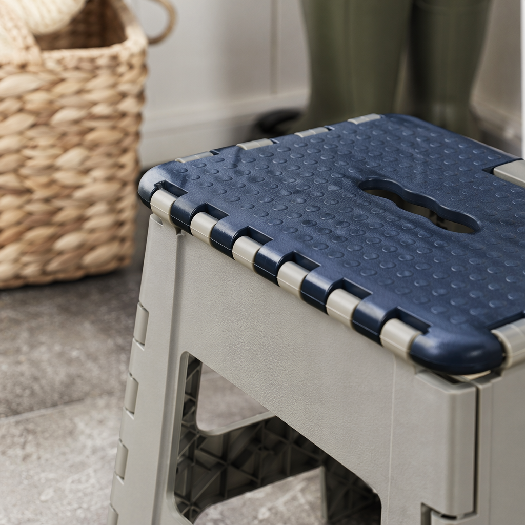 Compact Step Stool Detail thumbnail